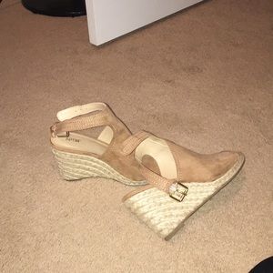 Apt. 9 wedges